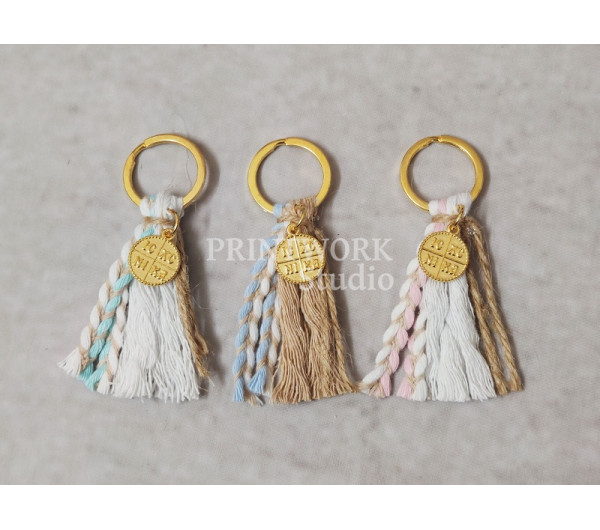 ΜΑΡΤΥΡΙΚΟ ΜΠΡΕΛΟΚ ΜΕ ΚΡΕΜΑΣΤΟ ΚΩΝΣΤΑΝΤΙΝΑΤΟ