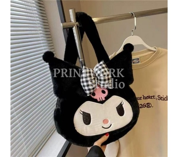 Λούτρινη Τσάντα Χειρός Kuromi Sanrio