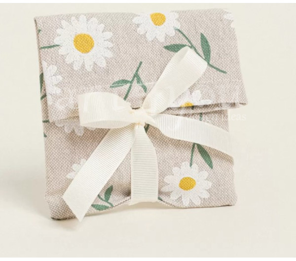 ΠΟΥΓΚΙ ΜΕ ΚΟΡΔΕΛΑ 12 x 17 cm ΜΑΡΓΑΡΙΤΕΣ