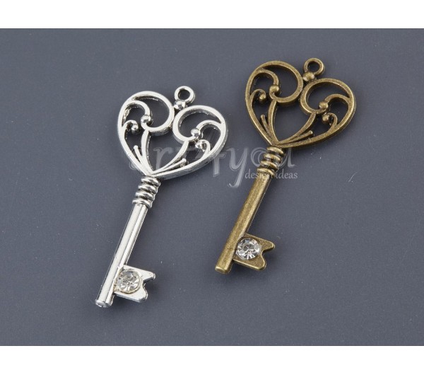 Διακοσμητικό Κλειδί με στρασάκι, μεταλλικό Διακοσμητικό Κλειδί με στρασάκι, μεταλλικό