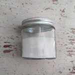 ΚΕΡΙ ΣΕ ΓΥΑΛΙΝΟ ΒΑΖΑΚΙ ΜΕ ΑΣΗΜΙ ΚΑΠΑΚΙ 50ml