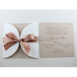 Προσκλητήριο γάμου ρομαντικό με ανάγλυφο φάκελο, 7615